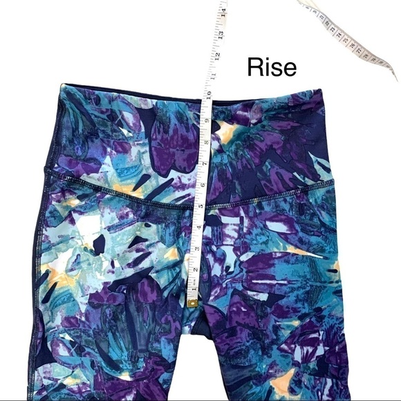 Champion Patterned Mid-Rise Mesh Capri Leggings S - Picture 14 of 17